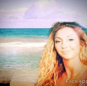 Meet your Posher, Tori